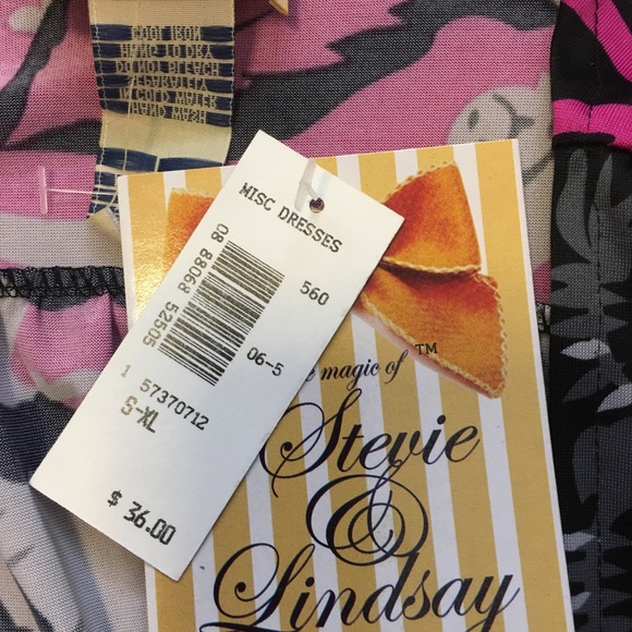 The Perfect Summer/Travel Dress!! - Picture 3 of 3